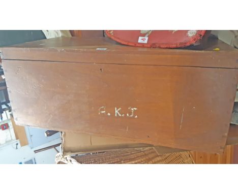 A 92cm old lift-top linen trunk with dove tailed corners - lid detached