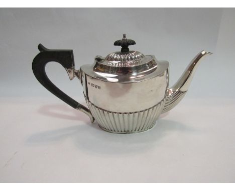 A Barker Brothers silver teapot, marked Chester