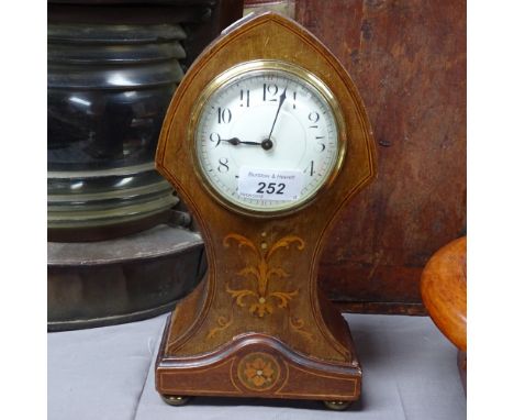 An Edwardian inlaid mahogany mantel clock, 10.5" 