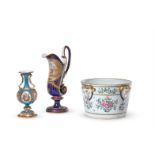 A SELECTION OF CONTINENTAL PORCELAIN, LATE 19TH AND 20TH CENTURIES