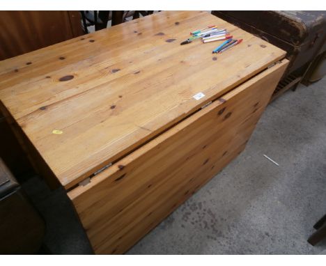 pine gate leg table