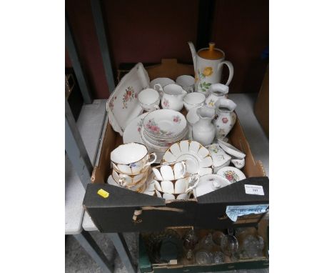 box inc vases, trinket pots, teasets etc