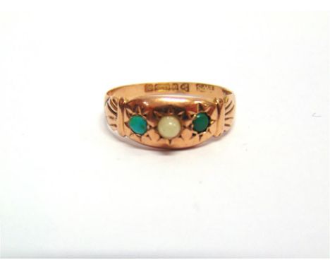 A 9CT GOLD TURQUOISE AND SIMULATED PEARL RING Chester 1907, finger size Q, 1.9g gross