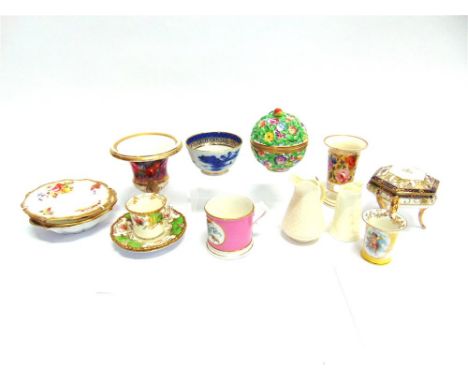 A MIXED COLLECTION OF CERAMICS to include Spode spill vase, Coalport tea bowl, Herend pot pourri, Noritake trinket dish and c