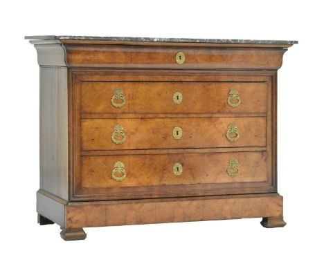 19th Century marble-topped walnut commode chest of three drawers, the rectangular grey marble slab top over cavetto frieze dr