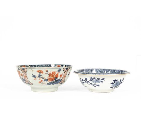 A Chinese famille rose basin, Qianlong, underglaze blue, 26.5cm in diameter and a Chinese Imari bowl, 26.5cm in diameterThe f