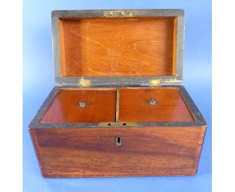 A 19th century two-compartment tea caddy with interior lids