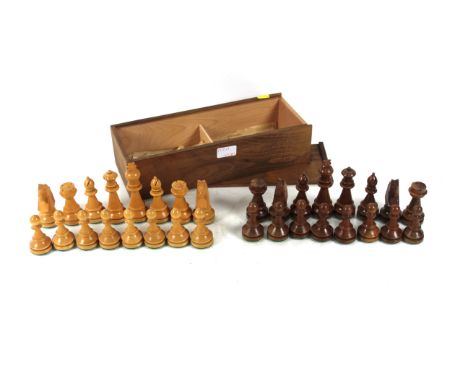 A vintage boxed wooden chess set (complete)