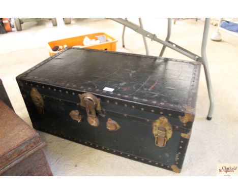 A small trunk