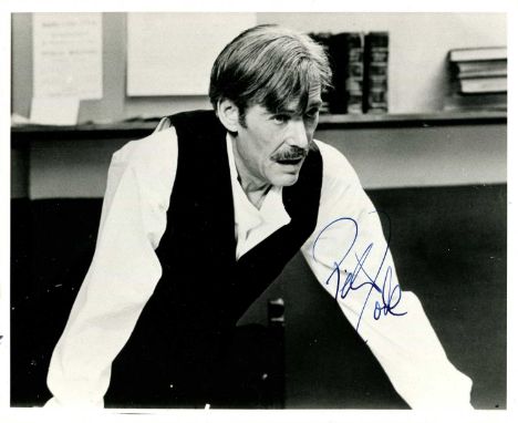 O'TOOLE PETER: (1932-2013) British actor, the recipient of an Academy Honorary Award. Signed 10 x 8 photograph of O´Toole in 
