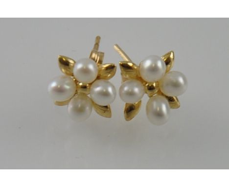 A pair of 10ct gold freshwater pearl ear studs