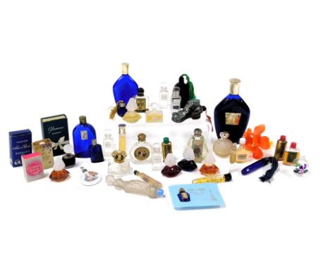 Vintage and collectable scent bottles, including Soir de Paris Bourjois eau de cologne and parfum, Devon Violets, Chanel numb