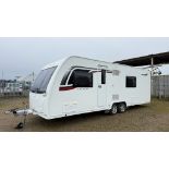 (ON SALE) LUNAR LEXON 640 *LUXURY TOURING CARAVAN* (2016 MODEL) END WASHROOM -1 DOUBLE BED