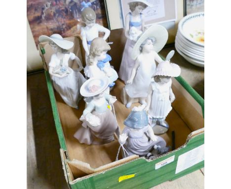 Nao figurines (some AF)