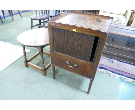 Georgian tambour fronted commode and oak circular occasional table 