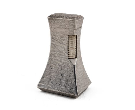 A Dunhill silver-plated, roller, wheatsheaf gas table lighter With a textured finish. Made in England stamp7.2cm highQty: 1In