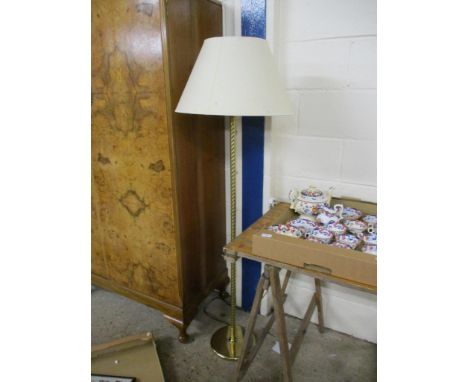 MODERN BRASS STANDARD LAMP