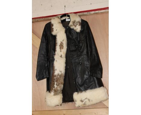 A vintage Ladies leather coat by Suede Court London. postage uk only 