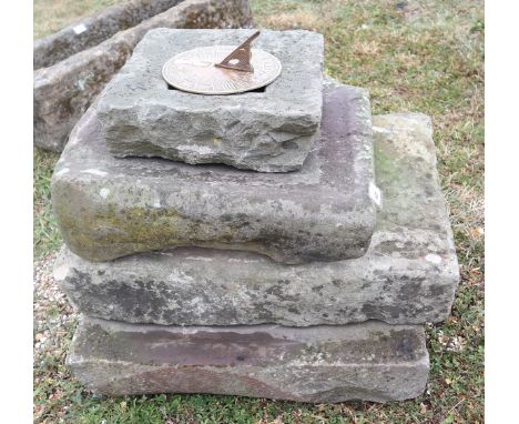 4 tier stone sundial&nbsp; 