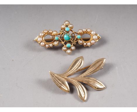 A 15ct gold, seed pearl and turquoise brooch, 4.8g, and a 9ct gold leaf brooch, 5g 