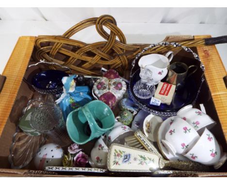 A good mixed lot of glassware and ceramics to include Limoges trinket box,  Colclough tableware, Wedgwood Jasperware, plated 