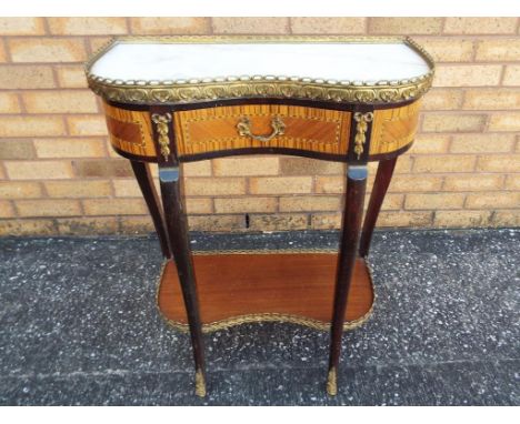 Good quality serpentine front side table with brass mounts, inlaid decoration and central drawer, approximately 75.5 cm x 61 