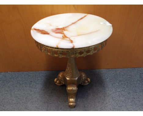 A marble top and gilded side table approximately 42 cm [h] x 35 cm [w], Est £20 - £30.