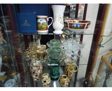 A mixed lot to include a Royal Worcester bowl and ceramic tankard from the Golfing Collection (both boxed), a boxed Aynsley C