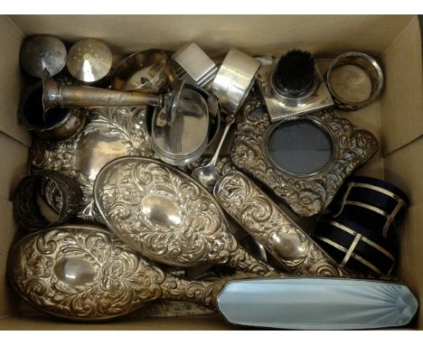 A collection of assorted 19th and 20th Century hallmarked silver items to include dressing table set, napkin rings, cruet set