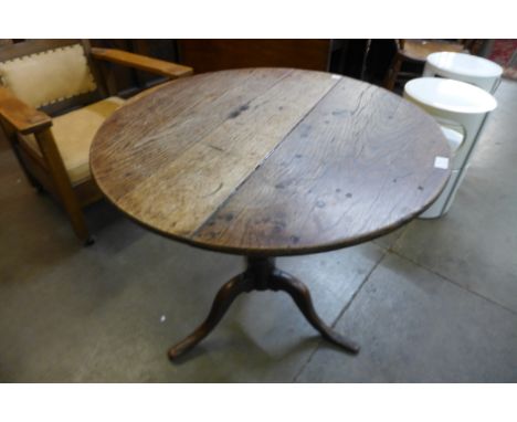 A George III oak tripod table 