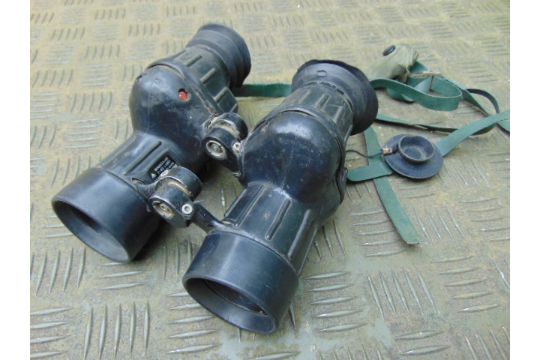 self focusing binoculars
