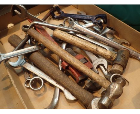 Quantity of mixed tools 