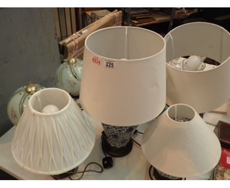 Six mixed table lamps four with blue and white ceramic bases