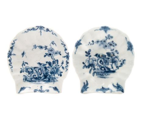 Two First Period Worcester blue and white shell-shaped pickle dishes: each painted with the 'The Two Peony Rock Bird' pattern