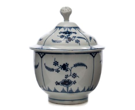 A Lowestoft blue and white sucrier and cover: with flower bud finial, painted with the 'Immortelle' pattern with panels of fl