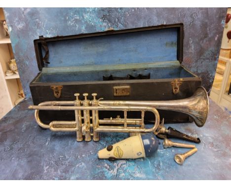 A Couesnon et Cie silverplated Hors de Concours tumpet, Chateau Thierry, 94 Rue D'Angouleme, Paris, mouth pieces in original 