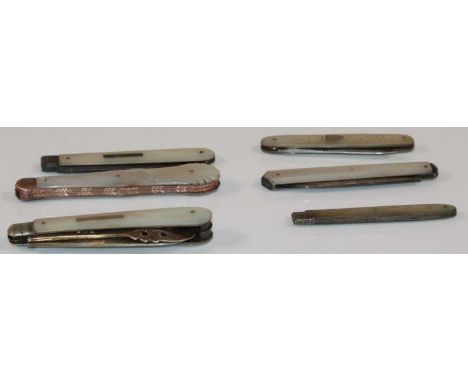 WILLIAM NEEDHAM; a rare George V hallmarked silver patent orange peeler and pocket knife, hinged within a mother of pearl bod