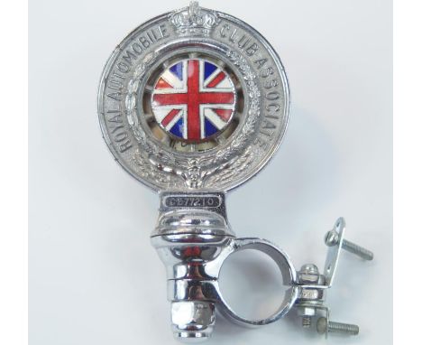 A 1932 Royal Automobile Club Associate member's badge