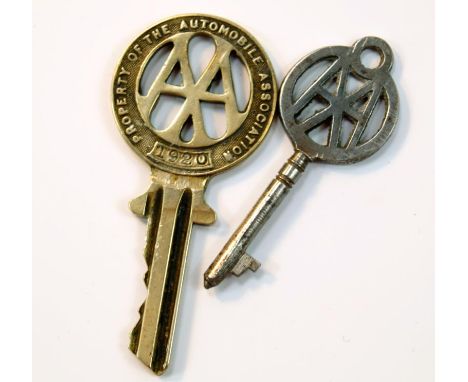 Automobile Association and Royal Automobile Club keys, including Member No 1920 The key to the open road, (17)