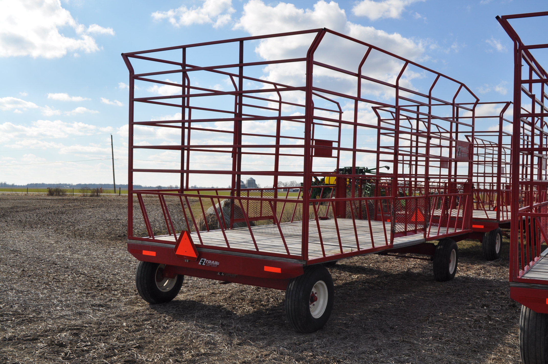 { Choice of lots 21, 22, 23 } } 2012 EZ Trail Kicker Hay Wagon