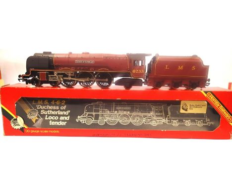 Hornby R066 Duchess Class, Duchess Of Sutherland, 6233 LMS Red. P&amp;P Group 1 (£14+VAT for the first lot and £1+VAT for sub