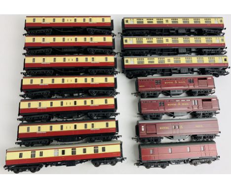 14x OO Gauge Coaches - Some Bachmann. P&amp;P Group 3 (£25+VAT for the first lot and £5+VAT for subsequent lots) 