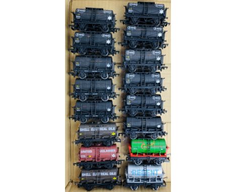 16x OO Gauge Petrol Tank Wagons. P&amp;P Group 3 (£25+VAT for the first lot and £5+VAT for subsequent lots) 