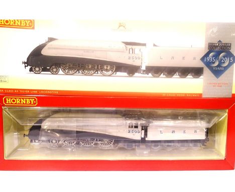 Hornby R3306 Class A4 Silver Link, Silver Jubilee Collection, 80 Years, limited edition 1000. P&amp;P Group 1 (£14+VAT for th