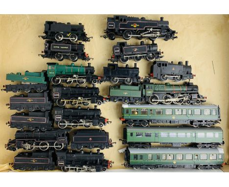 A Copious amount of OO Scale Locomotives - Mostly Steam.  P&amp;P Group 3 (£25+VAT for the first lot and £5+VAT for subsequen