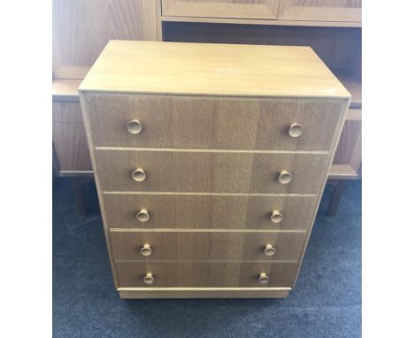 Retro light oak five draw chest of draws, measures approx width 30" depth 18" height 40"