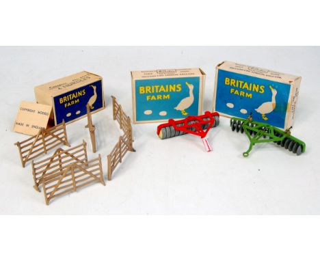 Britains Picture Pack Group, 3 examples, to include No.135F Disc Harrow, No.136F Tractor Roller, and No.5013 6x Hurdles (M-BF