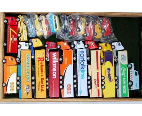 3 trays of mixed loose modern issue diecast, to include Corgi, Days Gone, Solido, Matchbox, Vitesse and others, 100+ in total