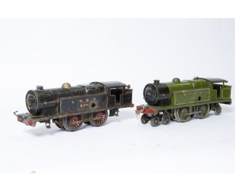 Two Hornby O Gauge No 2 Special Clockwork LNER 4-4-2 Tank Locomotive Projects, a substantially-complete green locomotive no 1