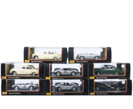 1:18 Scale Vintage British and German Cars by Maisto, a boxed group of eight comprising 31833 Jaguar MK II 1959 (3) in two di